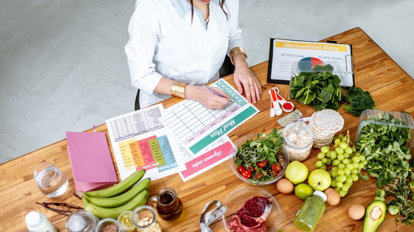 Nutritionist Writing a Meal Plan